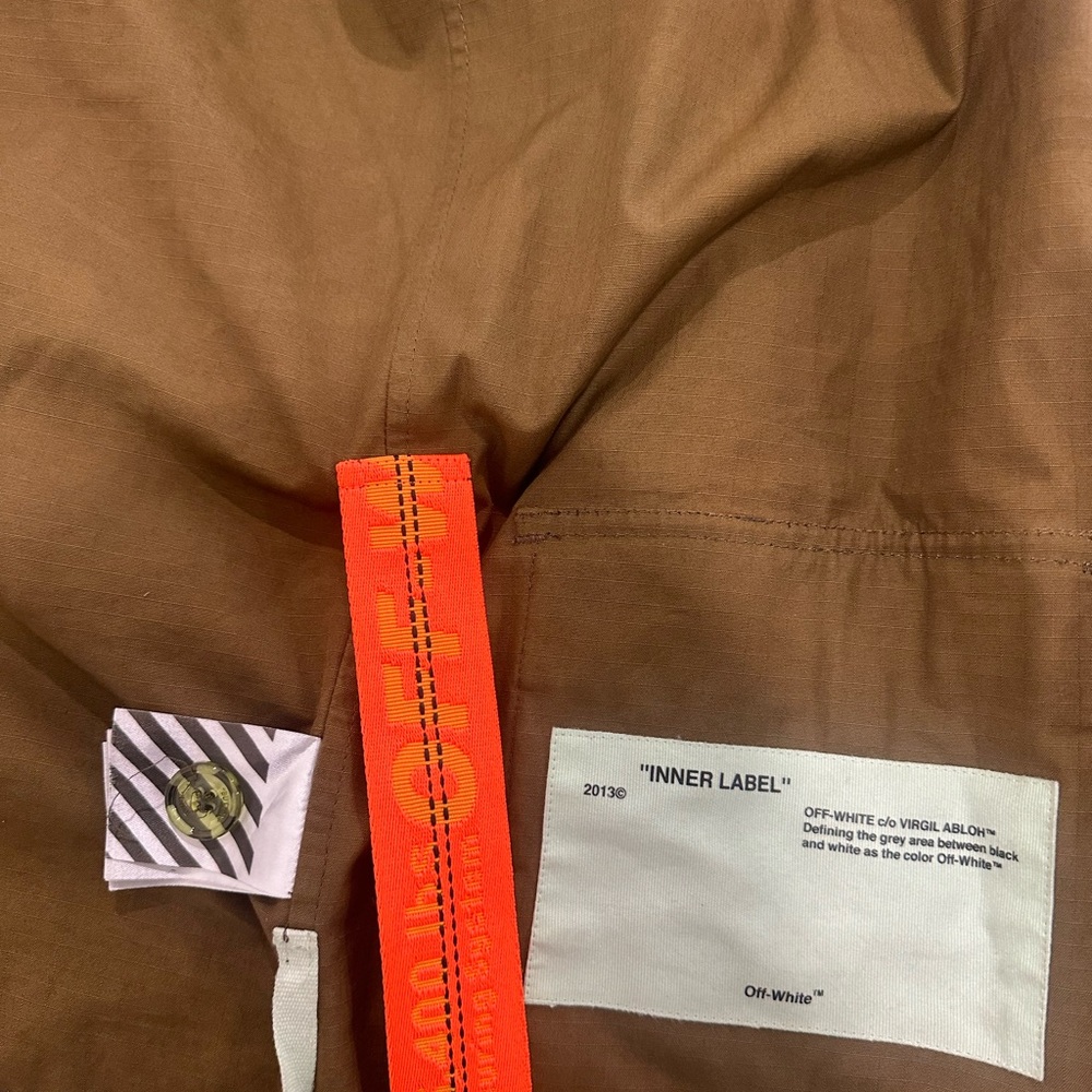 Off-White Camouflage Jacket with Patches and Orange Accents - Picture 8 of 12